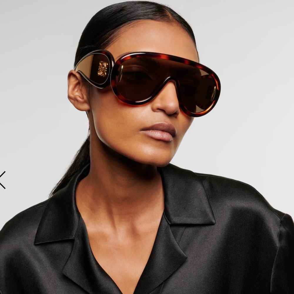 Loewe Paula’s Ibiza wave shield sunglasses